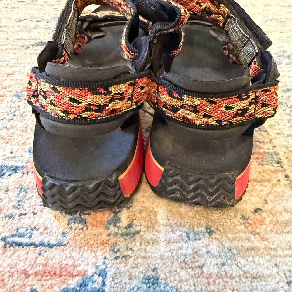 Teva Women's Black Sandals with Red and Orange Patterned Straps - Picture 4 of 9